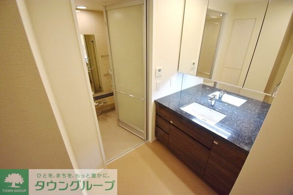 ザ・パークハウス三田ガーデン タワー棟の物件内観写真